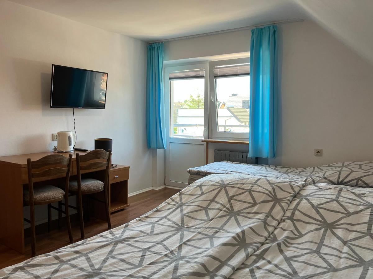 Agat Pokoje Goscinne Apartamenty Pobierowo Kültér fotó